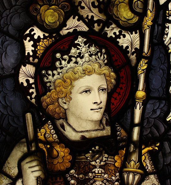Auf einer bunten Hinterglasmalerei ist ein gekrönter König des Mittelalters zu sehen.